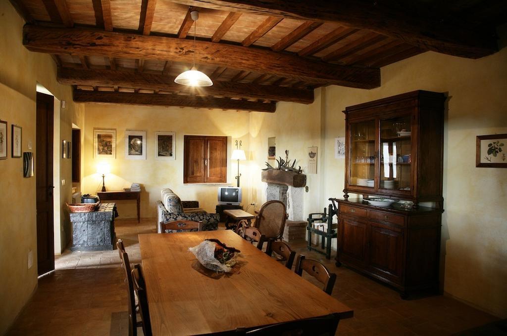 Agriturismo Surripa Амелиа Стая снимка